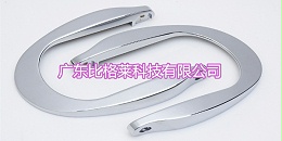 工件镀镍后镀铬，铬层有发花现象，是电镀镍光亮剂使用不当吗？