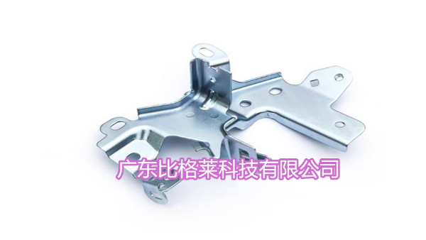 碱锌工件镀层容易出现阴阳面，不妨试试这款碱性镀锌光亮剂