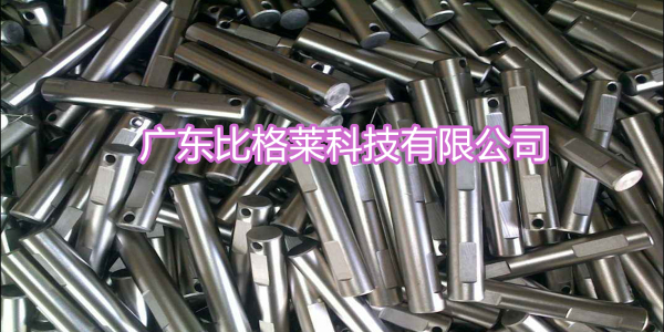 工件镍层出现白斑现象，和电镀镍光亮剂的使用有没有关系？